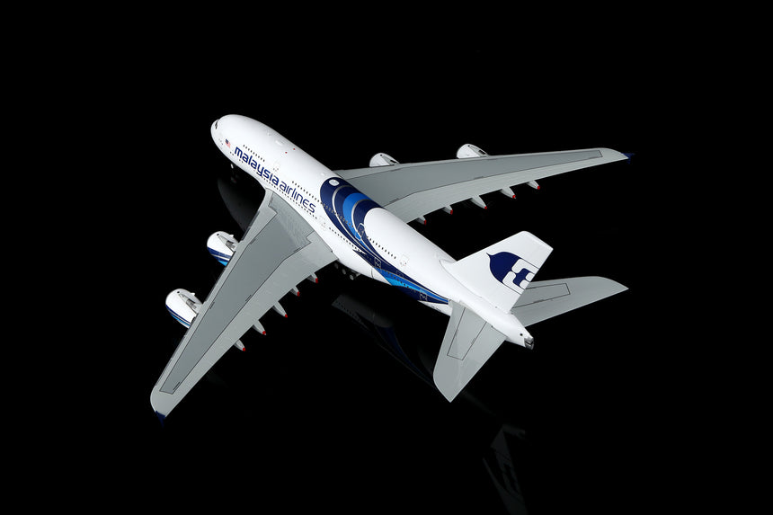 SQ Wings Malaysia Airlines Airbus A380 9M-MNB 1/200 Scale Model