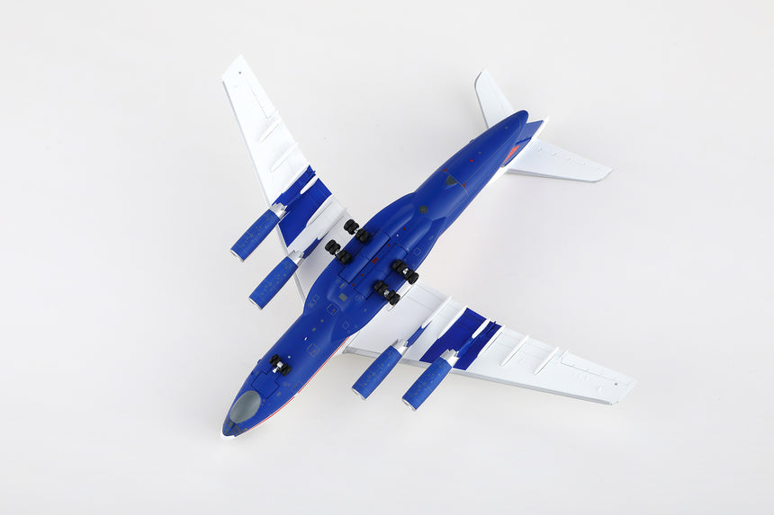 SQ Wings Chinese Air Force (PLAAF) Combat Ilyushin Il-76TD H-6670 1/200 Scale Model