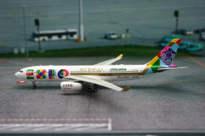 Phoenix Etihad Airways Airbus A330-200 'Expo 2015' 1/400 Aircraft Scale Model