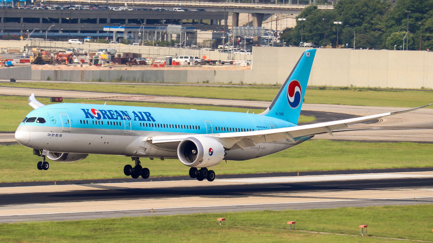 Hogan Korean Air Boeing 787-9 (Old Livery) (without landing gear) 1/400 Aircraft Scale Model