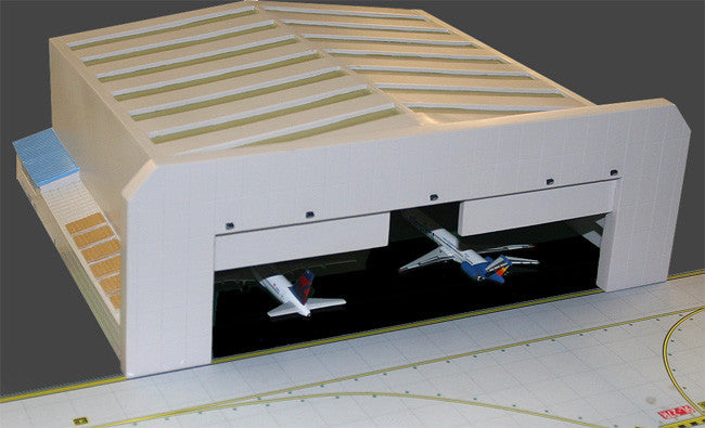 GeminiJets Wide-Body Airport Hangar 1/400 Scale