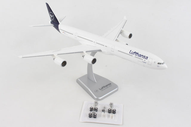 Hogan Lufthansa Airbus A340-600 New Livery D-AIHH 1/200 Aircraft Scale Model