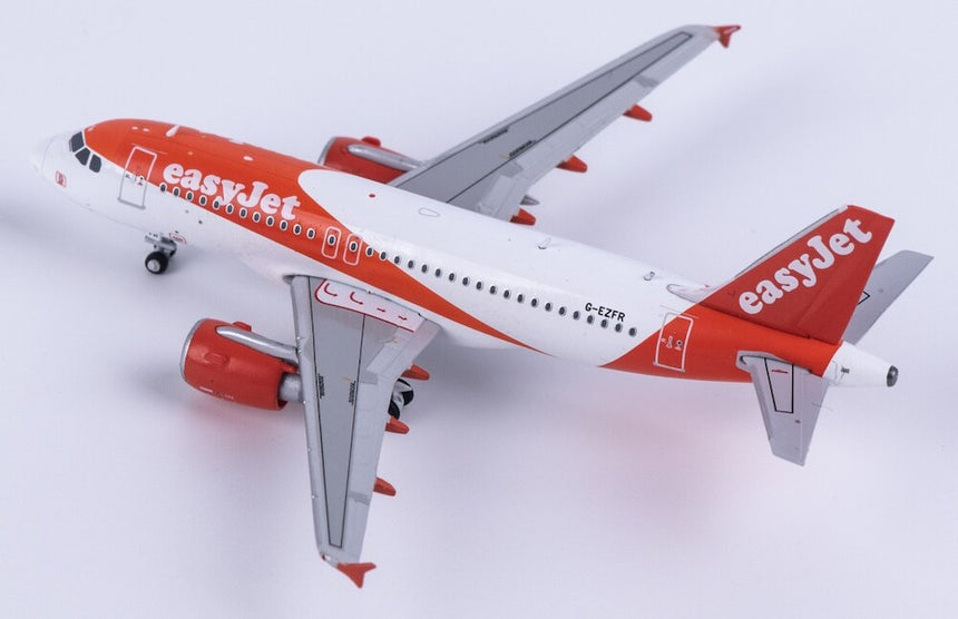EasyJet Airbus A319 G-EZFR 1/400 Aircraft Scale Model
