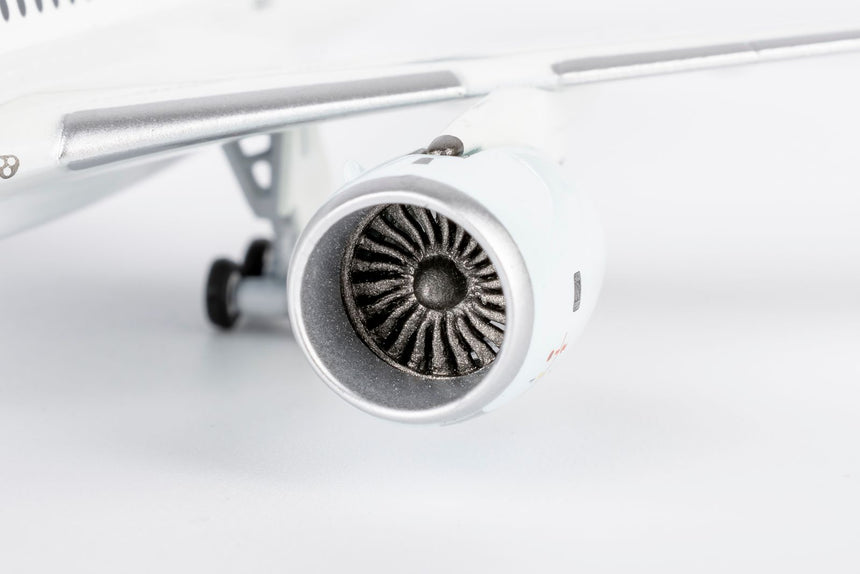 NG Models Cathay Pacific Airways Airbus A350-900 B-LQE 1/400 Aircraft Scale Model