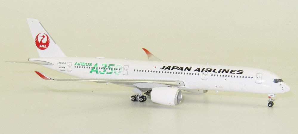 Phoenix JAL Japan Airlines Airbus A350-900 'Green' JA03XJ 1/400 Aircraft Scale Model