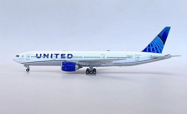 Phoenix United Airlines Boeing 777-200ER N78004 1/400 Aircraft Scale Model