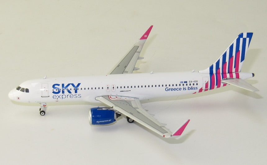Phoenix Sky Express Airbus A320Neo SX-IOG 1/400 Aircraft Scale Model