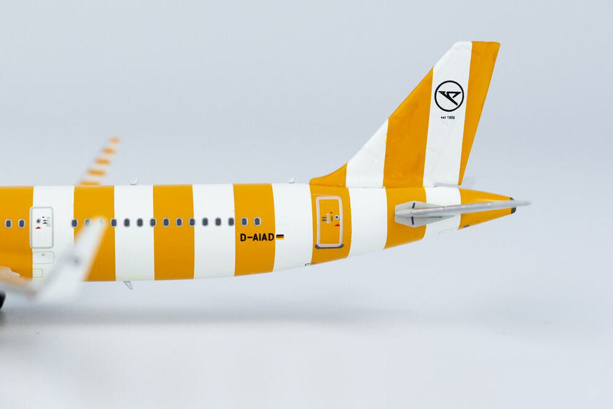 Phoenix Condor Airbus A321 "Condor Sunshine" D-AIAD1/400 Aircraft Scale Model