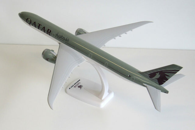 PPC Models Qatar Boeing B777-9X 1/200 Aircraft Scale Model