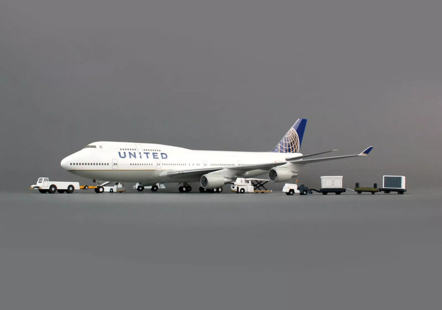 Gemini200 Airport Support Equipment Set 1/200 Scale