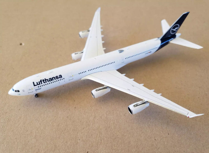 Phoenix Lufthansa Airbus A340-300 D-AIGU 1/400 Scale