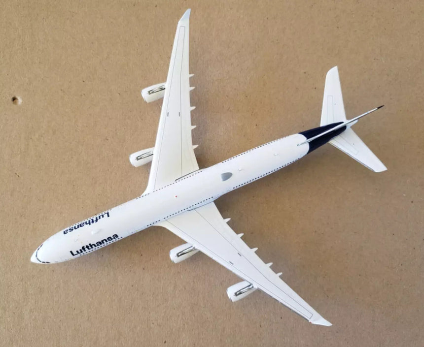 Phoenix Lufthansa Airbus A340-300 D-AIGU 1/400 Scale