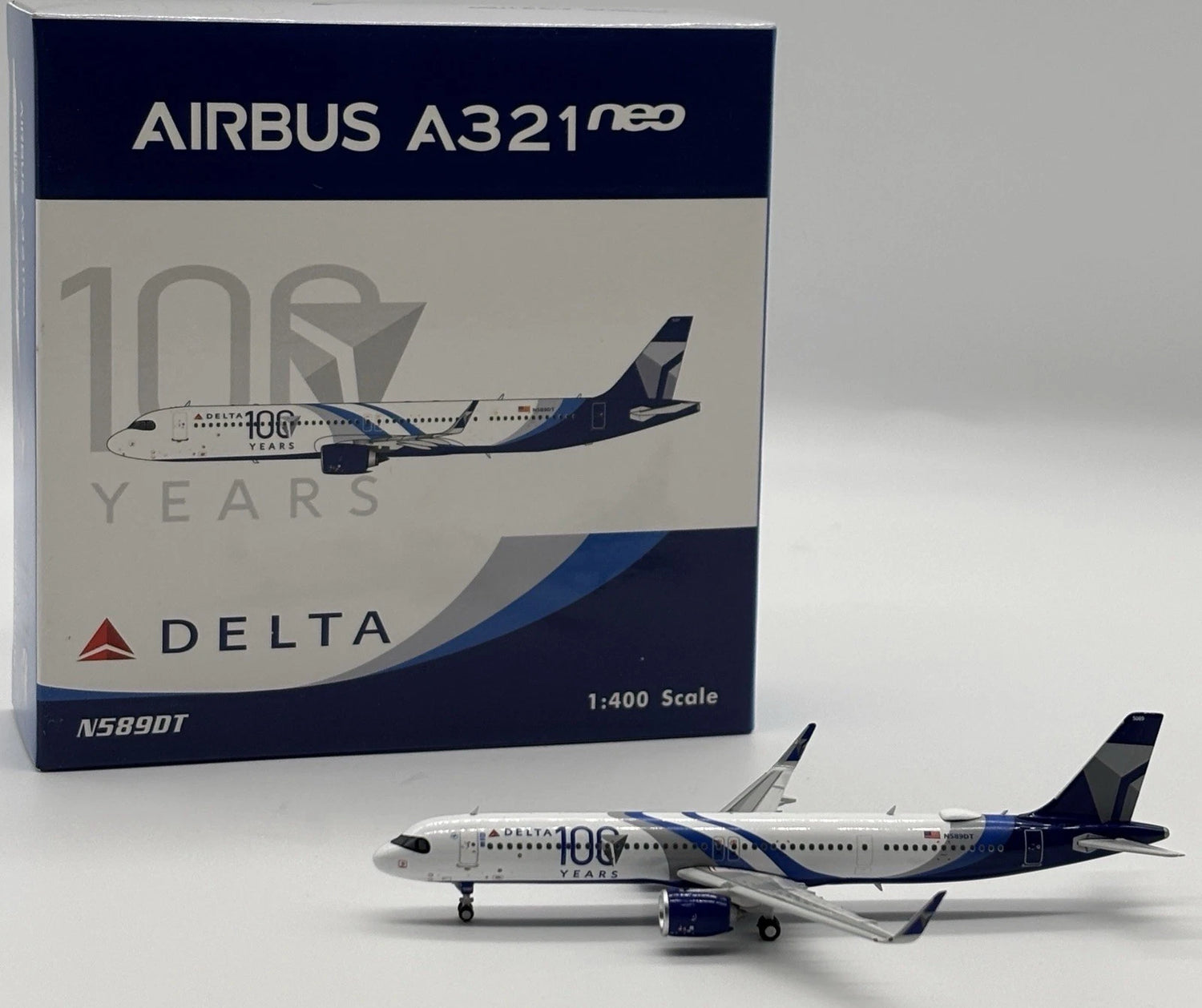 Phoenix Delta Air Lines 100th Airbus A321neo N589DT 1/400 Aircraft Scale Model