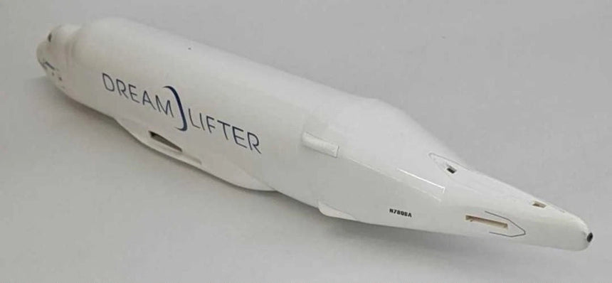 Hogan Dreamlifter Boeing 747-400LCF N780BA 1/200 Aircraft Scale Model