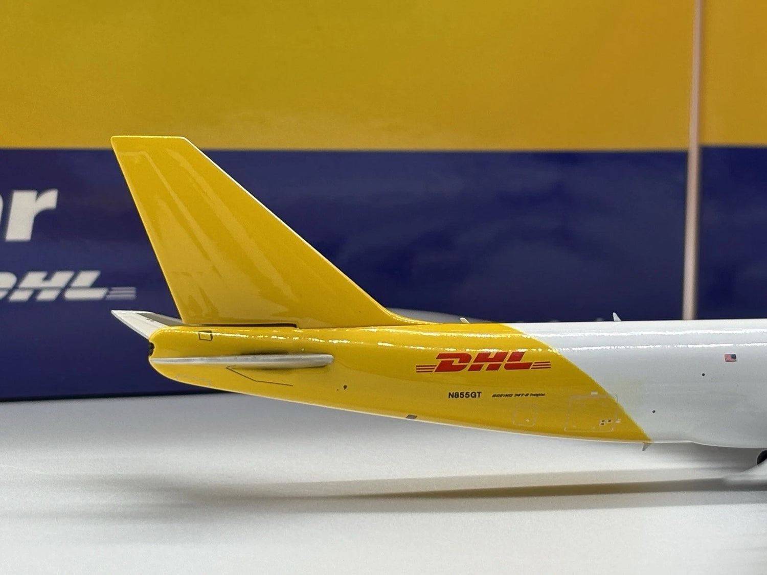 Phoenix DHL Polar Boeing 747-87UF N855GT 1/400 Aircraft Scale Model
