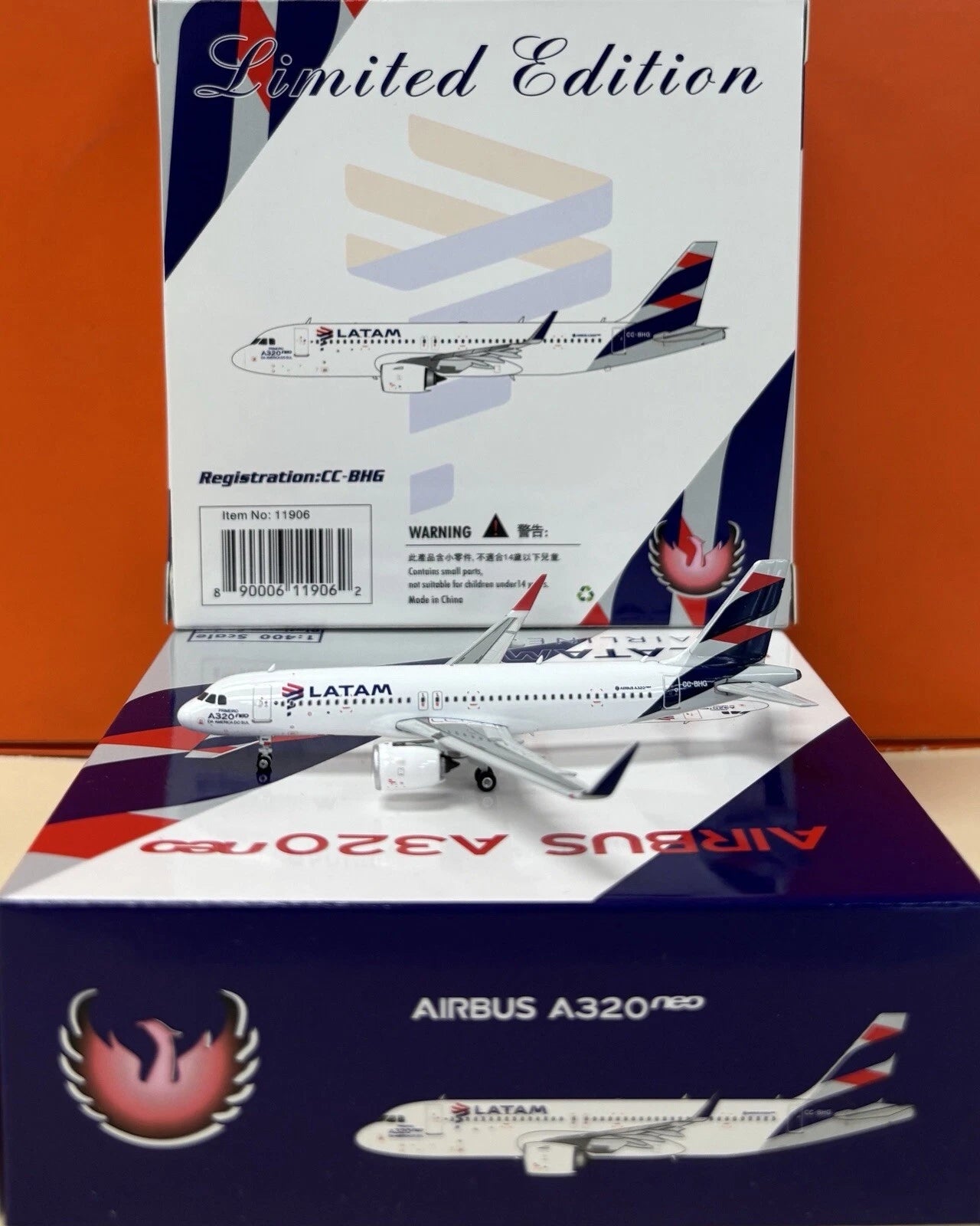 Phoenix Latam Airbus A320Neo CC-BHG 1/400 Aircraft Scale Model
