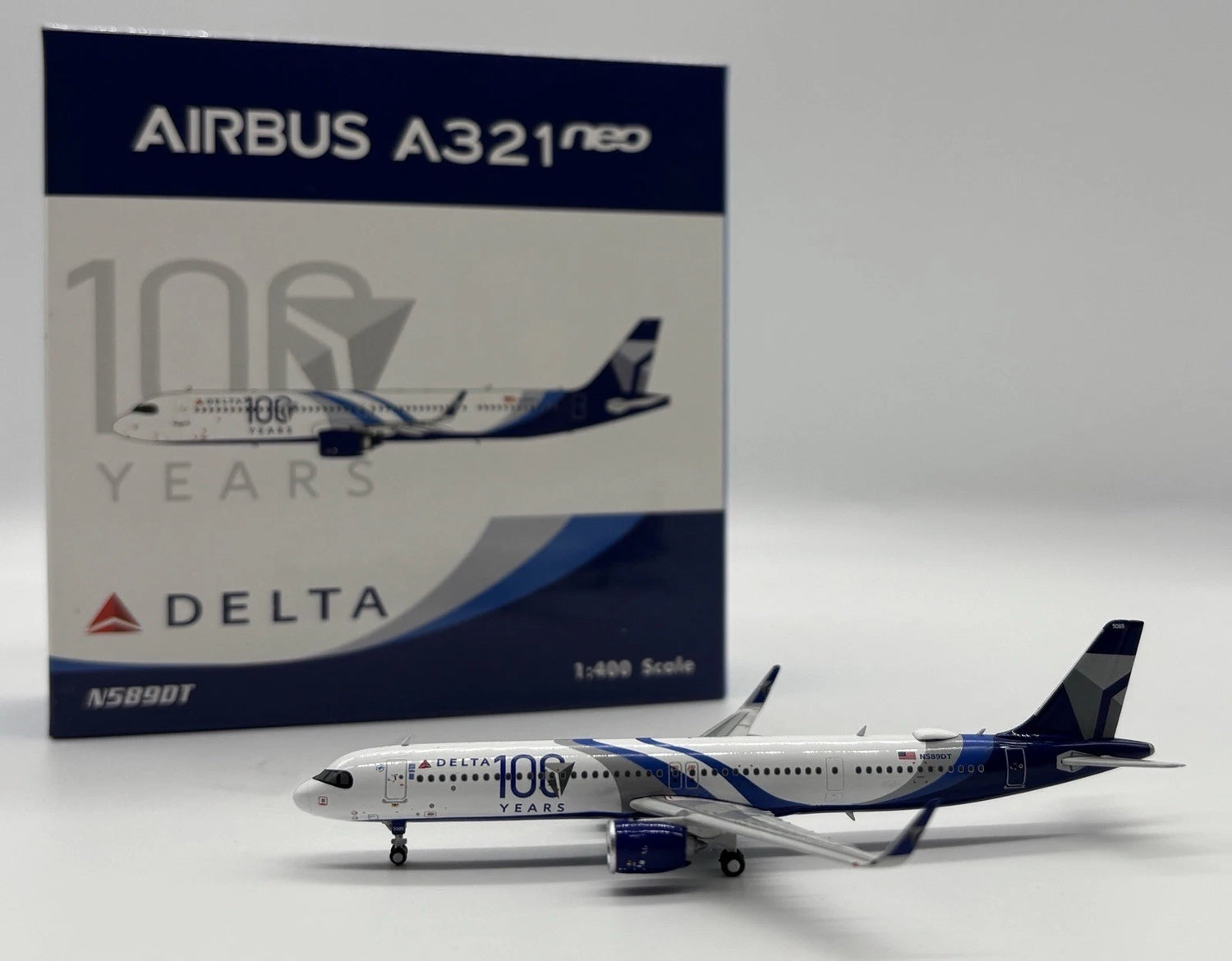 Phoenix Delta Air Lines 100th Airbus A321neo N589DT 1/400 Aircraft Scale Model