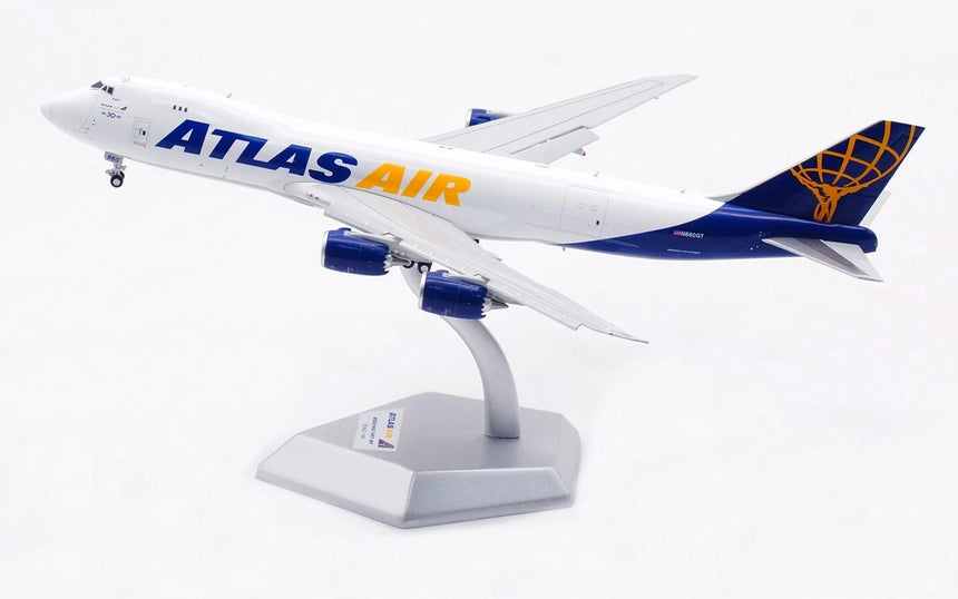 HX Models Atlas Air Boeing B747-8F N860GT Flaps-Down Version 1/400 Scale