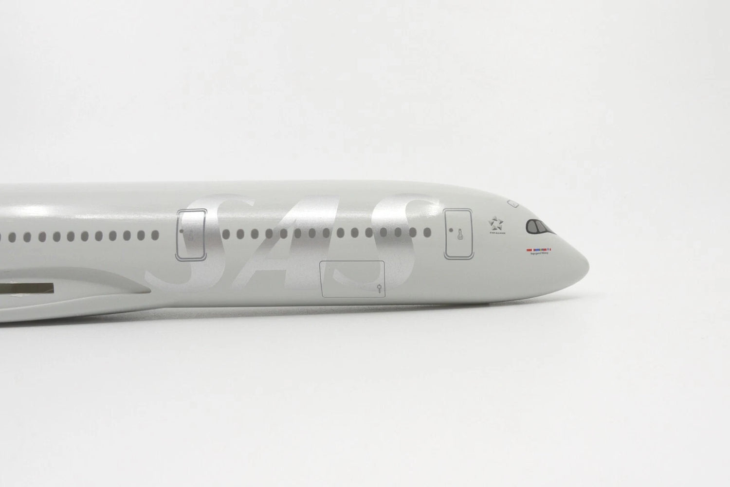 Hogan Wings SAS Scandinavian Airlines Airbus A350-900 1/200 Aircraft Scale Model
