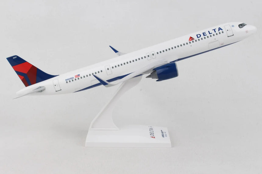 SkyMarks Delta Airbus A321 Neo 1/150 Aircraft Scale Model