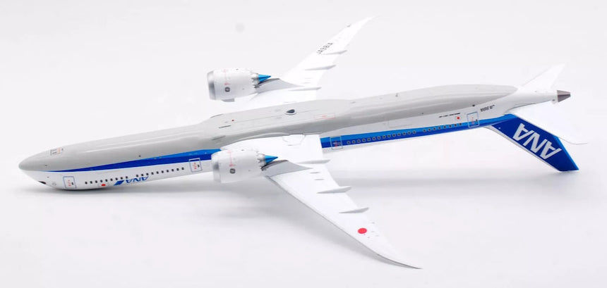 SQ Wings ANA Boeing B787-10 JA981A 1/200 Aircraft Scale Model