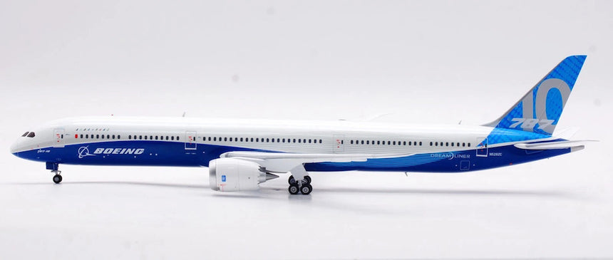 SQ Wings Boeing "House Color" Boeing B787-10 N528ZC 1/200 Scale