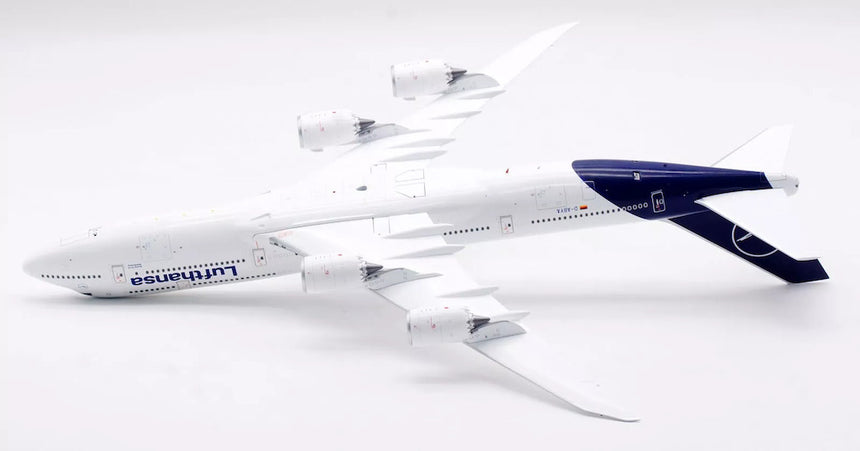 SQ Wings Lufthansa Boeing B747-8 D-ABYA 1/200 Aircraft Scale Model