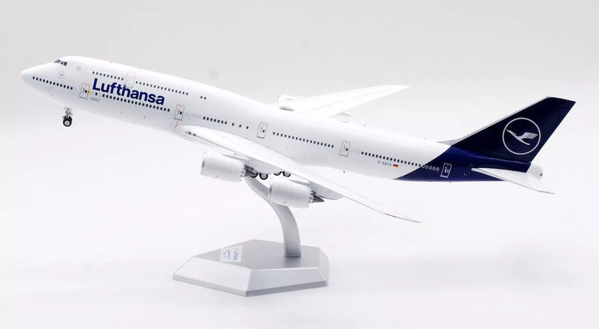 SQ Wings Lufthansa Boeing B747-8 D-ABYA 1/200 Aircraft Scale Model