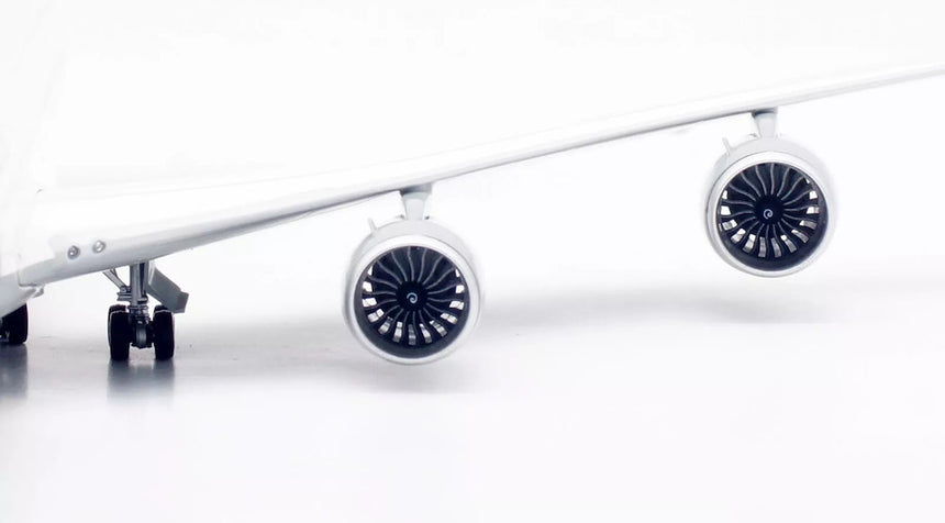 SQ Wings Lufthansa Boeing B747-8 D-ABYU 1/200 Aircraft Scale Model