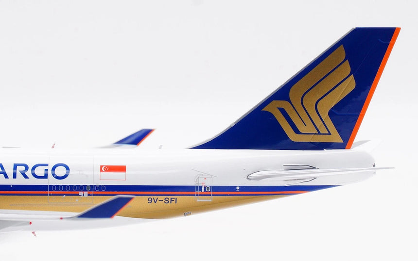 SQ Wings Singapore Airlines Cargo Boeing B747-400F 9V-SFI 1/200 Scale
