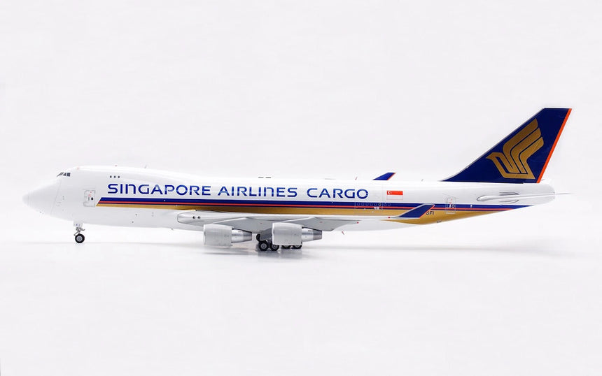 SQ Wings Singapore Airlines Cargo Boeing B747-400F 9V-SFI 1/200 Scale