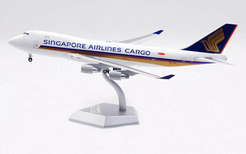 SQ Wings Singapore Airlines Cargo Boeing B747-400F 9V-SFI 1/200 Scale