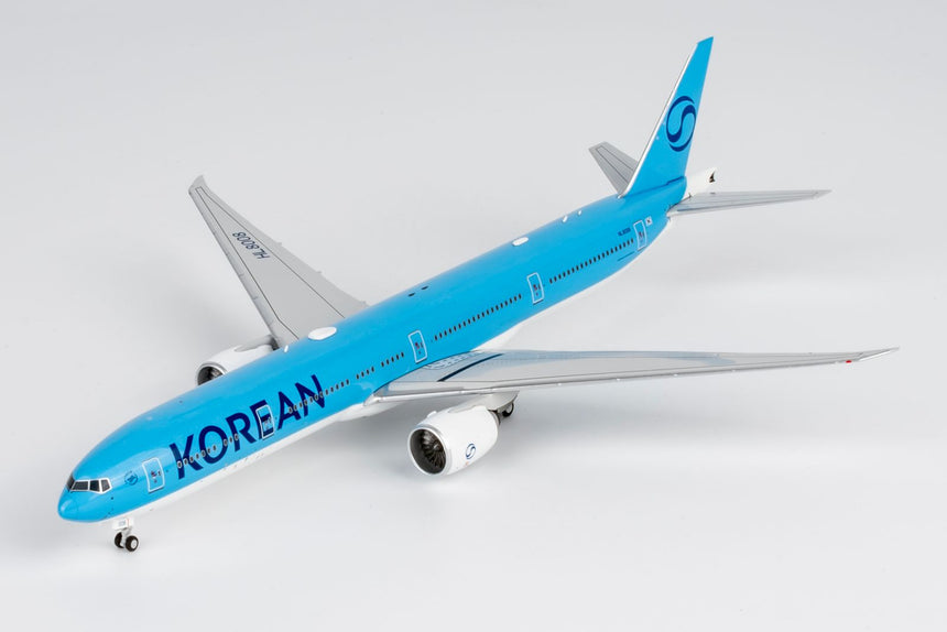 NG Models Korean Air (Korean Air's first 777-300ER in 2025's livery) Boeing 777-300ER HL8008 1/400 Aircraft Scale Model
