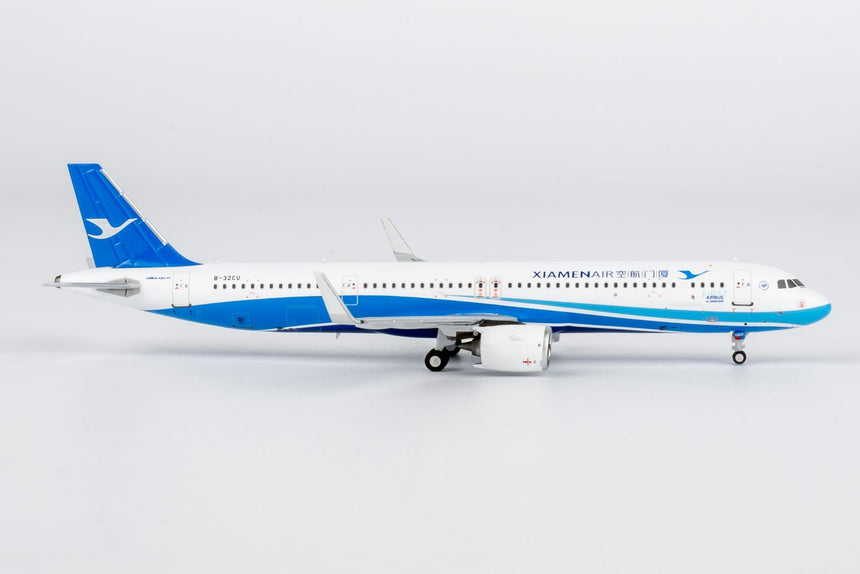NG Models Xiamen Airlines "First Airbus for Xiamenair" sticker Airbus A321neo B-32CU 1/400 Aircraft Scale Model