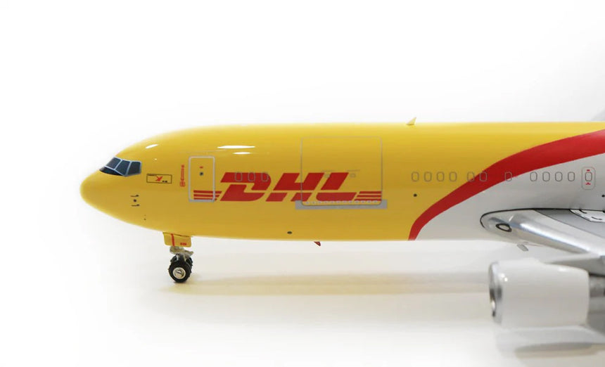 Phoenix DHL Boeing 767-300ER N220CY 1/400 Aircraft Scale Model