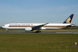 Phoenix Singapore Airlines Boeing B777-300ER 9V-SNB 1/400 Scale