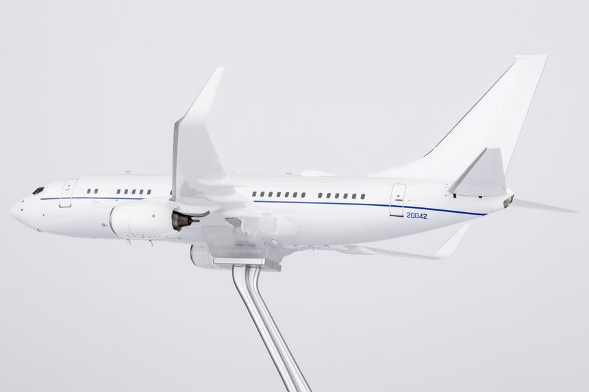 NG Models USA - Air Force (White Fuselage) C-40B (Boeing 737-700 BBJ) 02-0042 1/200 Scale