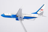 NG Models USA - Air Force C-40B (Boeing 737-700 BBJ) 01-0015 1/200 Scale
