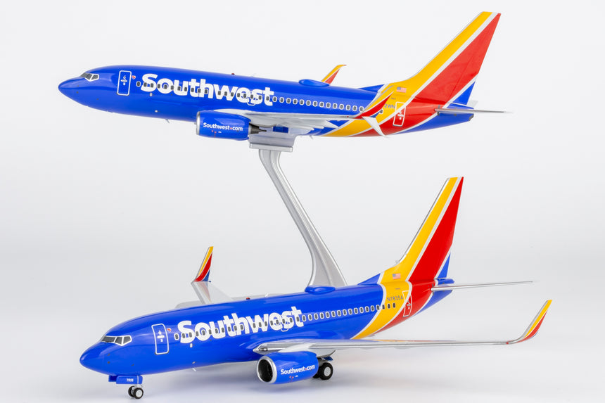 NG Models Southwest Airlines "Heart" livery Boeing 737-700/w N7835A 1/200 Scale
