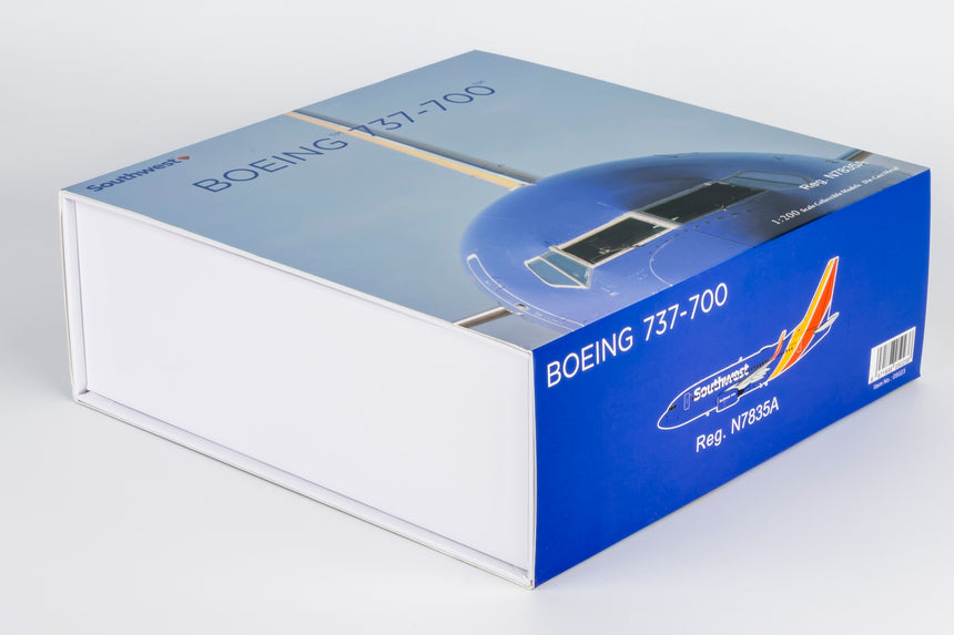 NG Models Southwest Airlines "Heart" livery Boeing 737-700/w N7835A 1/200 Scale