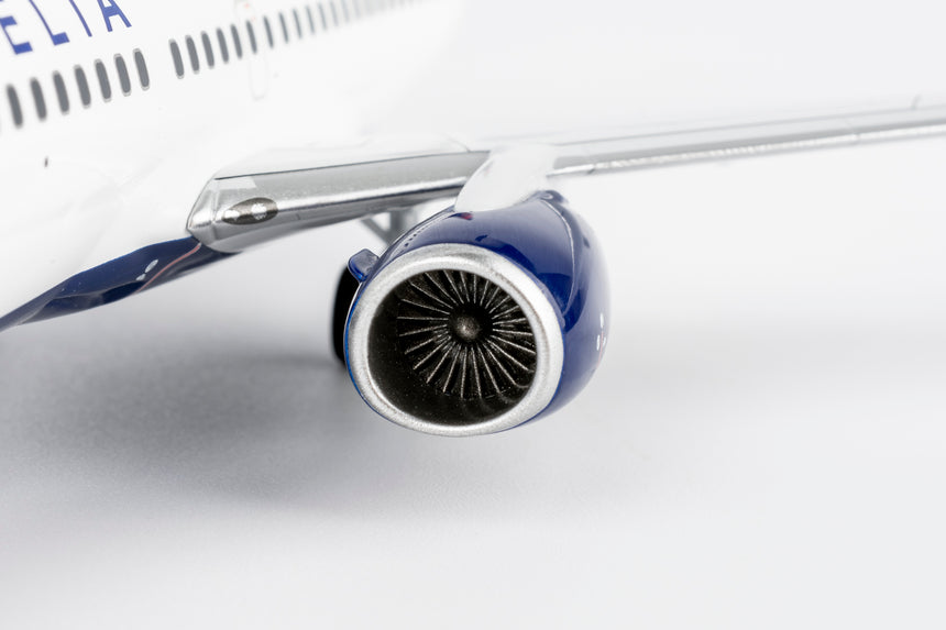 NG Models Delta Air Lines Boeing 737-700/w N301DQ 1/200 Scale
