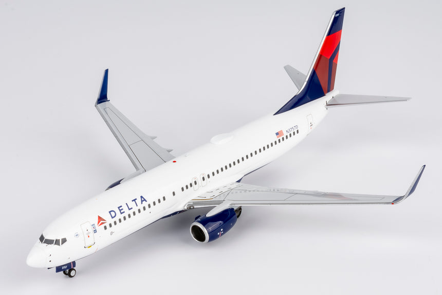 NG Models Delta Air Lines Boeing 737-800/w N3757D 1/200 Scale