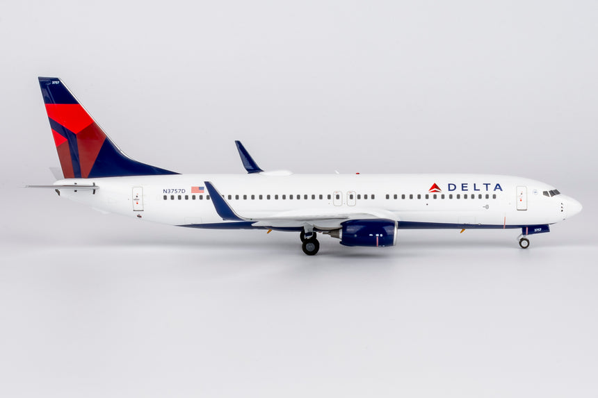 NG Models Delta Air Lines Boeing 737-800/w N3757D 1/200 Scale