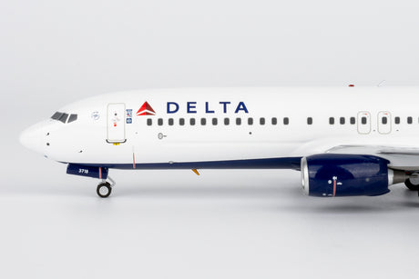 NG Models Delta Air Lines (with scimitar winglets) Boeing 737-800/w N388DA 1/200 Scale