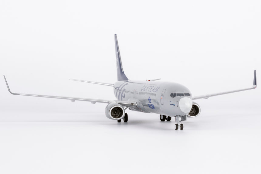 NG Models KLM Royal Dutch Airlines (Skyteam c/s) Boeing 737-900ER/w PH-BXO 1/200 Scale