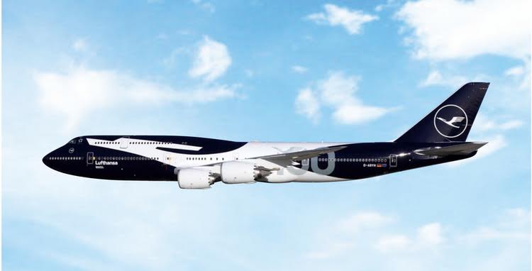 Phoenix Lufthansa Boeing B747-8 D-ABYN "100 Year Anniversary" 1/400 Aircraft Scale Model