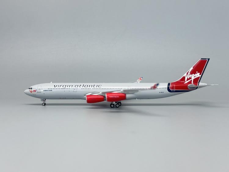 Phoenix Virgin Atlantic (Dragon Lady) Airbus A340-300 G-VFLY 1/400 Aircraft Scale Model