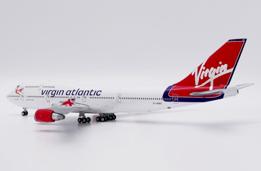 JC Wings Virgin Atlantic Boeing 747-400 (G-VHOT) "Tubular Belle" 1/400 Aircraft Scale Model