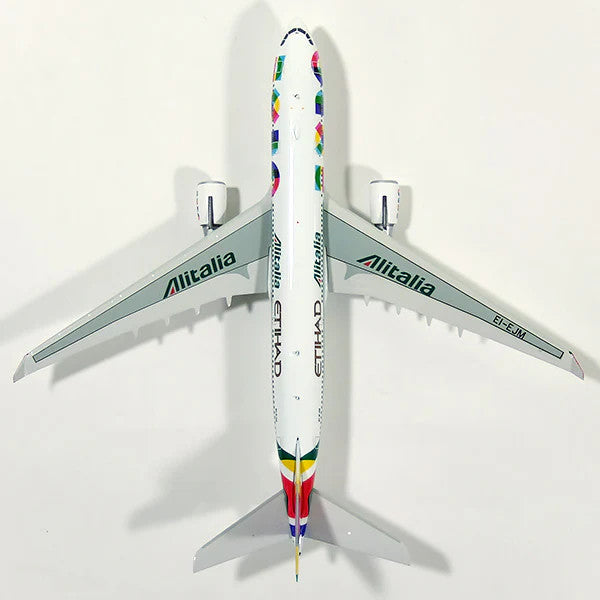 Phoenix Alitalia Airbus A330-200 'Expo 2015' 1/400 Scale