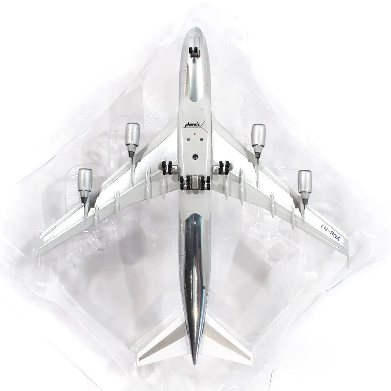 Phoenix SAS Boeing 747-200 LN-RNA 1/400 Scale